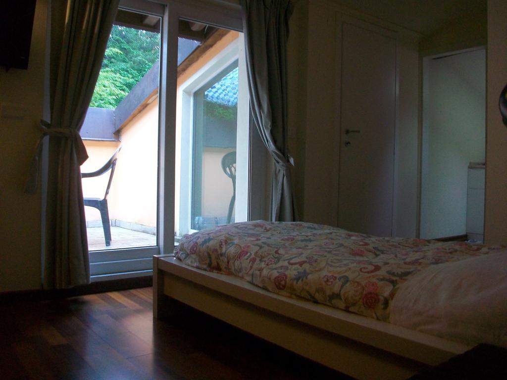 Orsenigo B&B L'Albero Maestro الغرفة الصورة